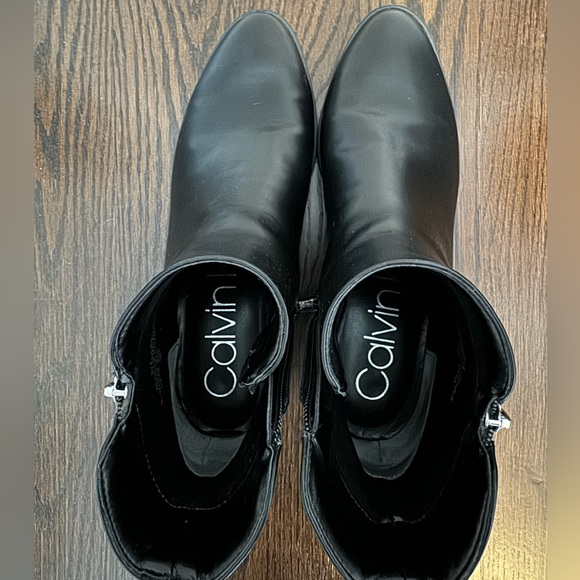 Calvin Klein black leather booties with silver accents - Picture 5 of 7